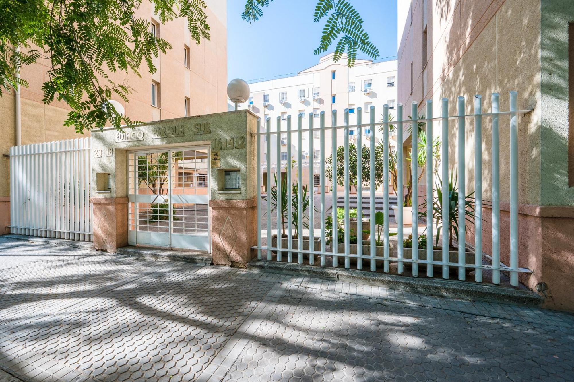 Apartamento Piso Familiar Virgen Del Rocio Sevilla Exterior foto