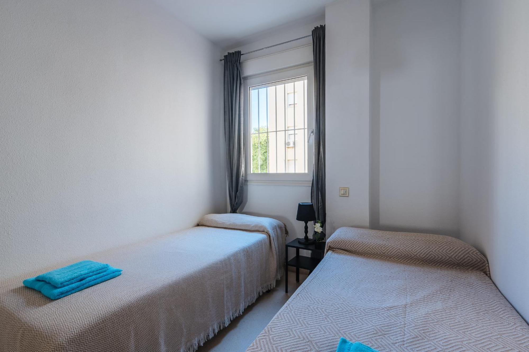 Apartamento Piso Familiar Virgen Del Rocio Sevilla Exterior foto